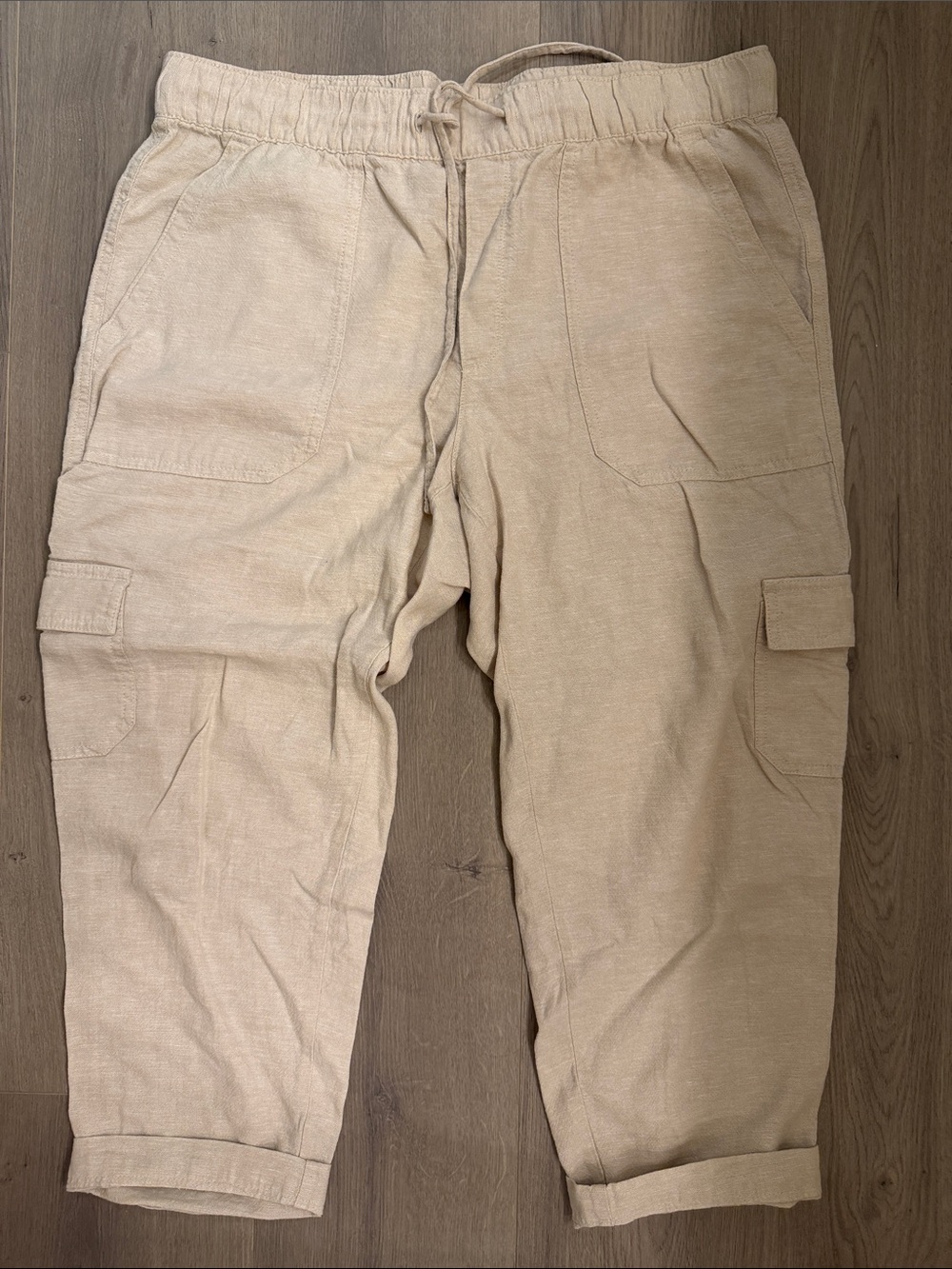 Drawstring pants - Picture 2 of 3